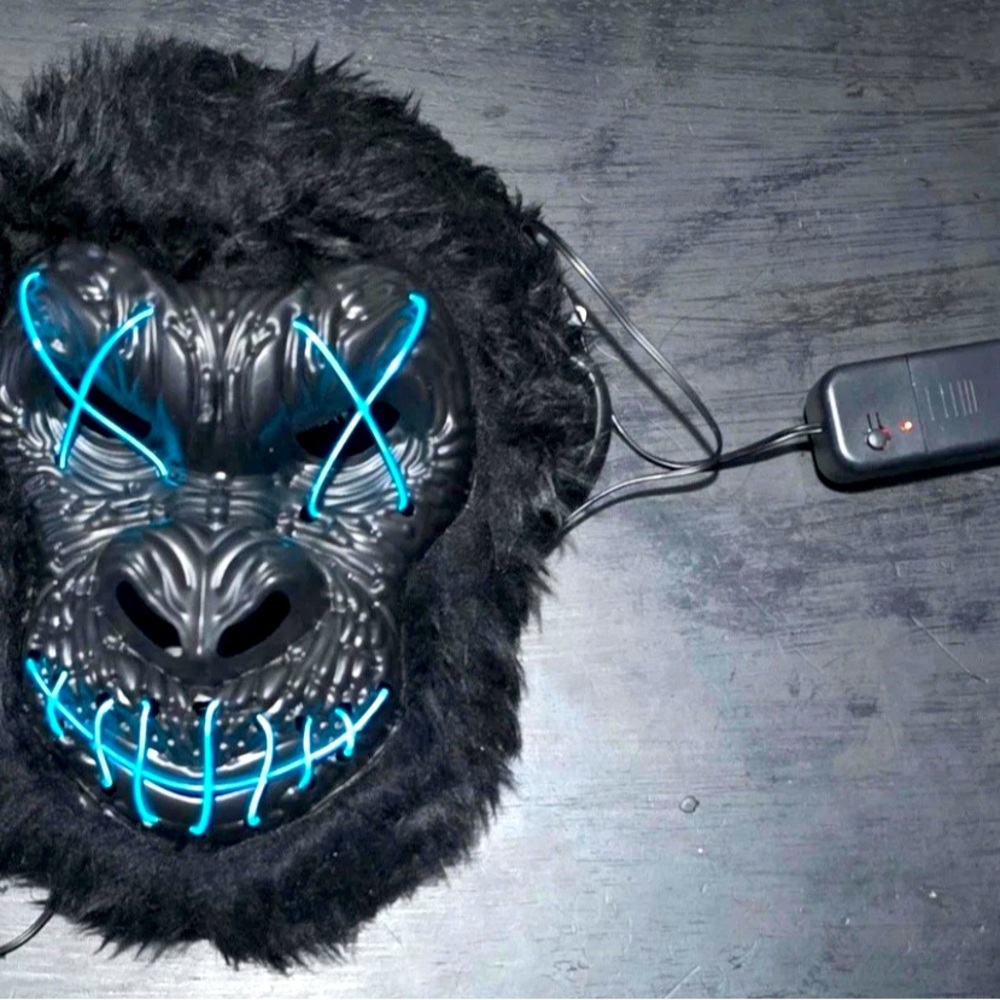 Gorilla LED Light-Up Mask with Fur Accessory Halloween Costume